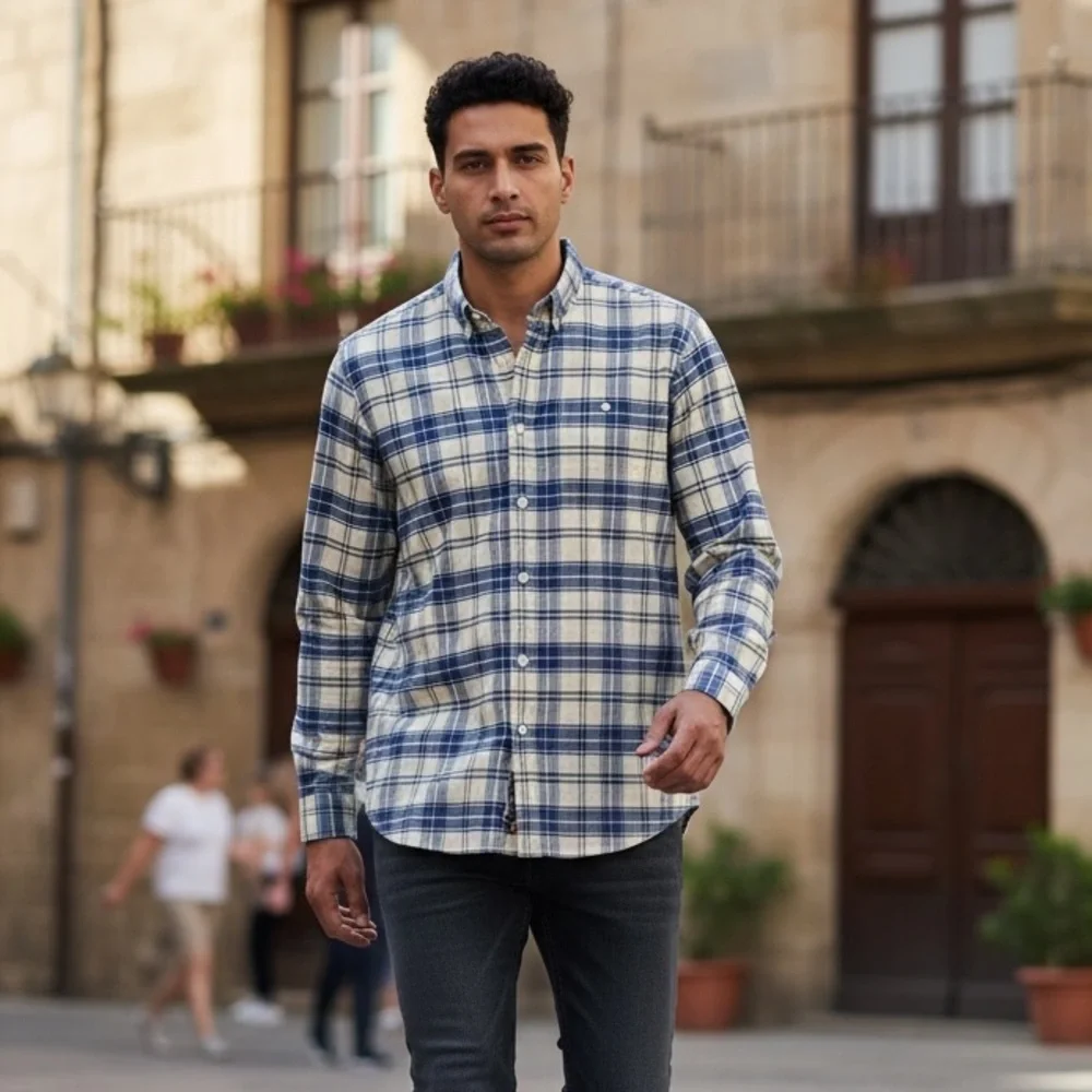 Banana Republic Men's Blue and Green Plaid Shirt